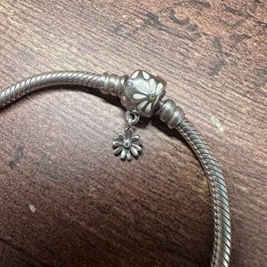 Pandora Moments Daisy Flower